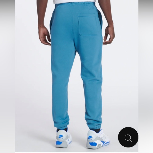 Nike Air Jordan Essential fleece Joggers NWT - Picture 2 of 3